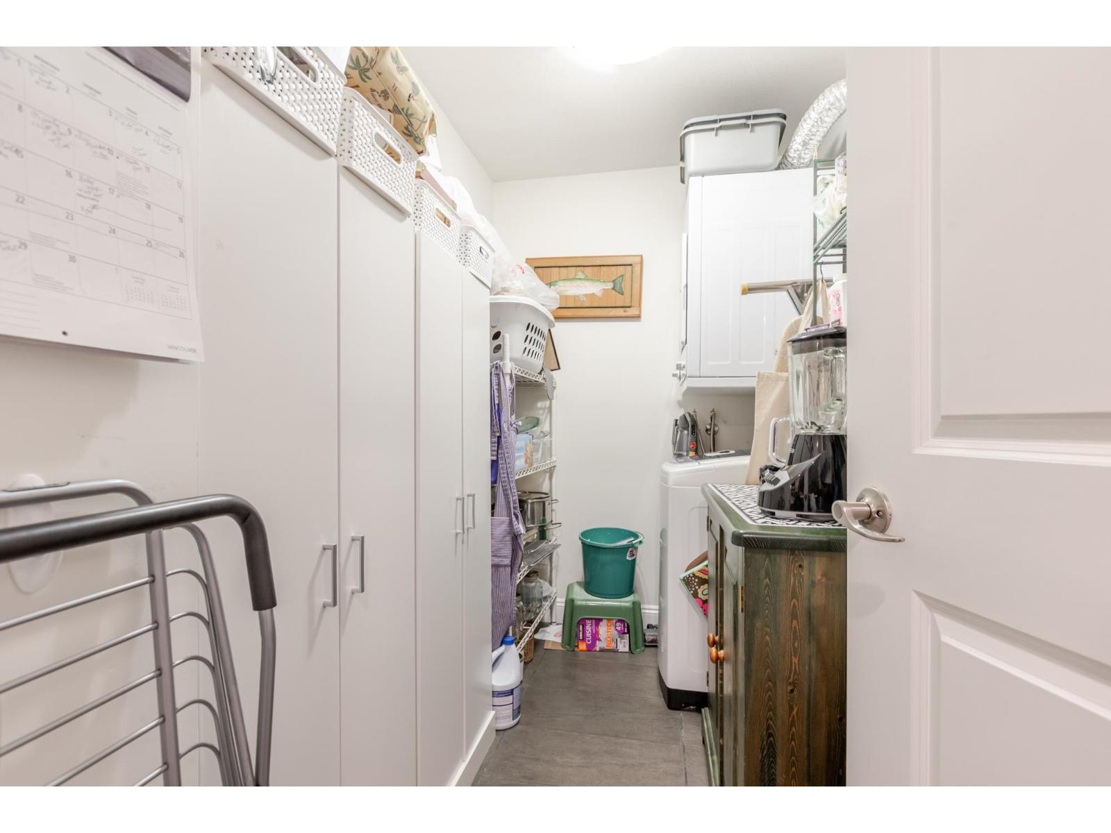 305 15389 ROPER AVENUE, White Rock