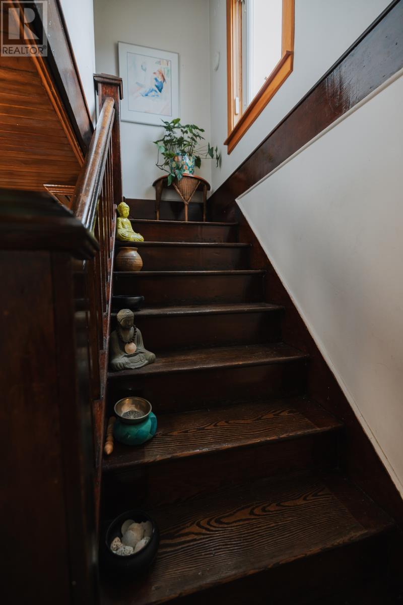 43 Hillcrest Road - 26