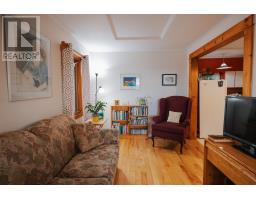 43 Hillcrest Road thumbnail 19