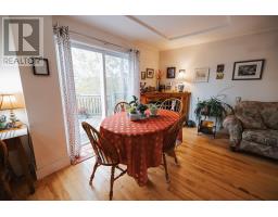 43 Hillcrest Road thumbnail 23