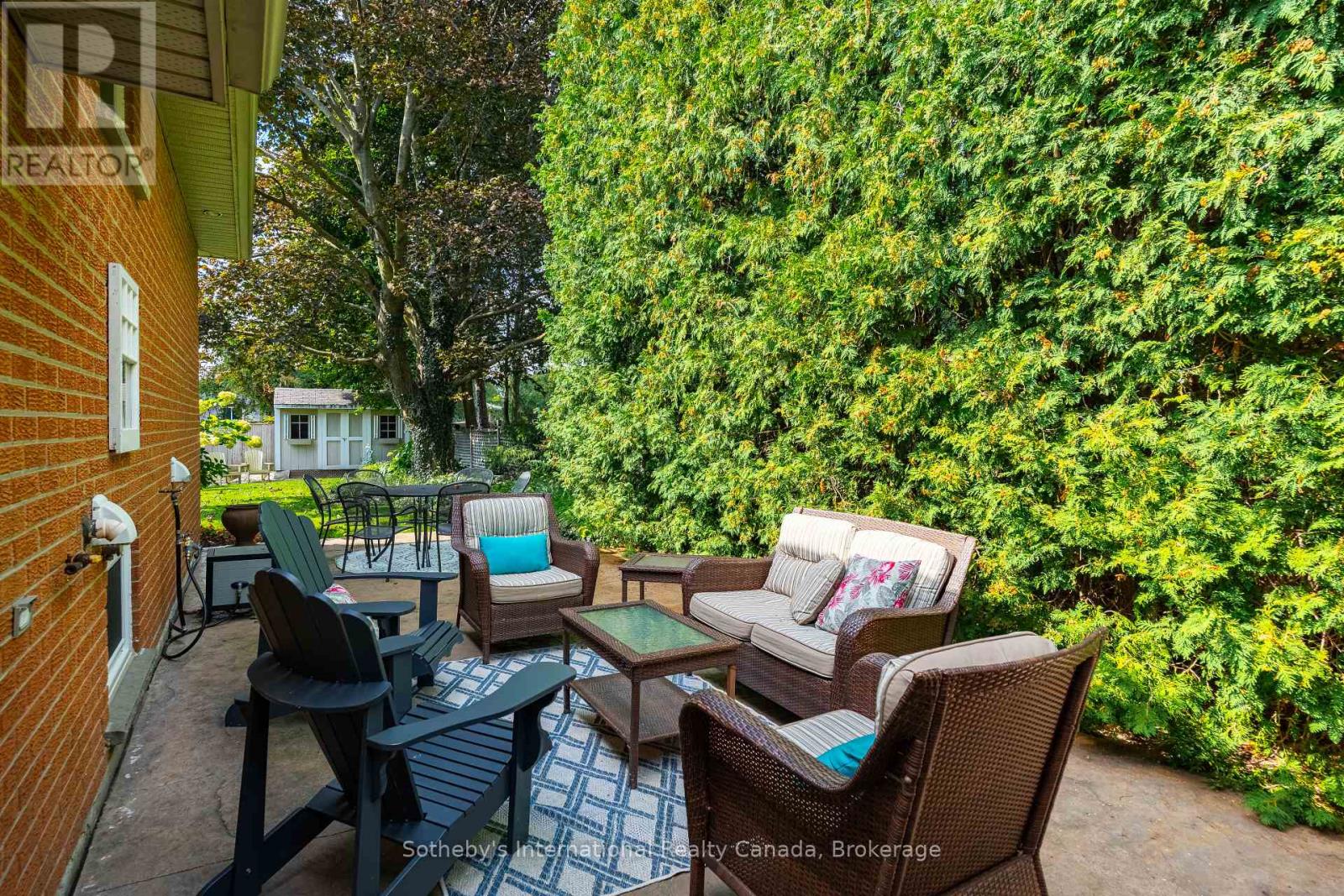 885 FLETCHER VALLEY CRESCENT - Image 36
