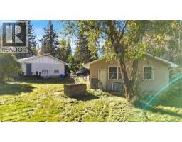 Living room - 22 College Park Close, Red Deer, AB T4P0M7 Photo 7