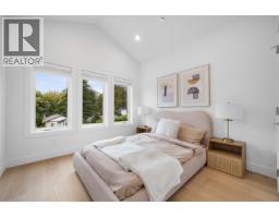 2008 Westview Drive, North Vancouver, BC V7M3B2 Photo 16