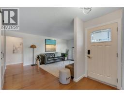 24 Shawcliffe Road SW - photo 2