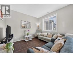 204, 235 Redstone Walk NE - photo 4