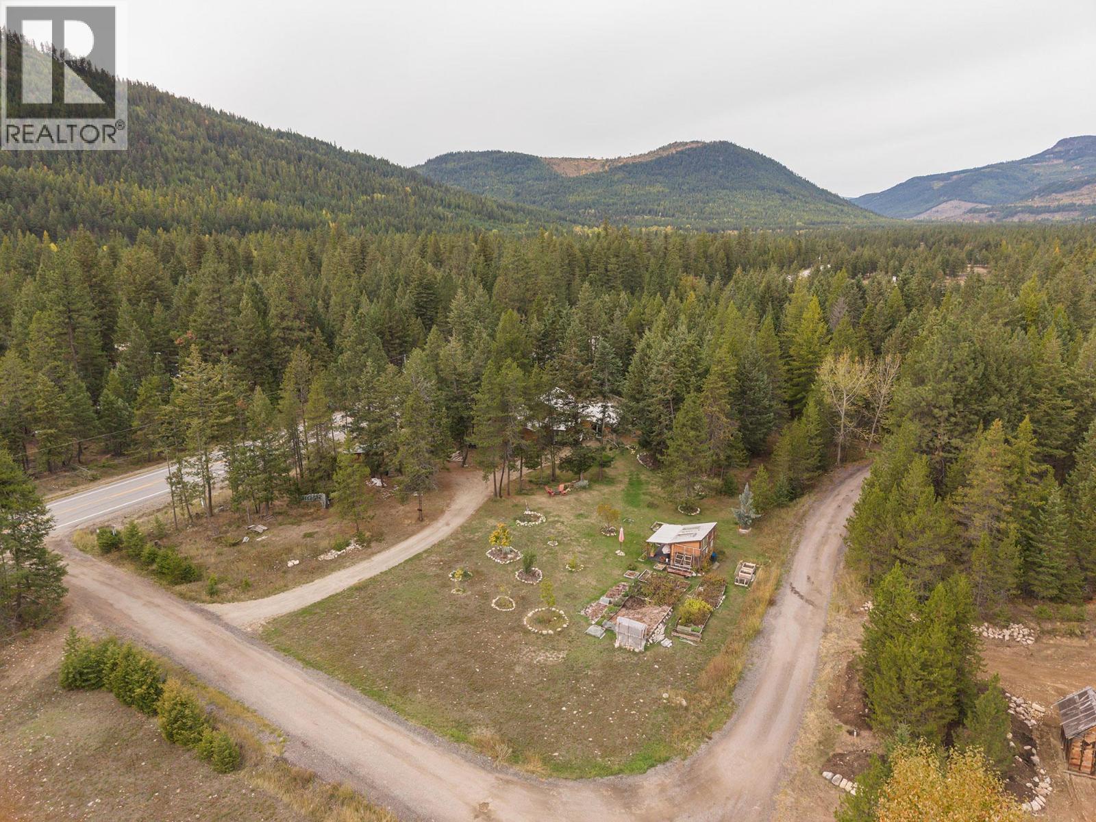 6350 33 Highway Unit# 22, Beaverdell