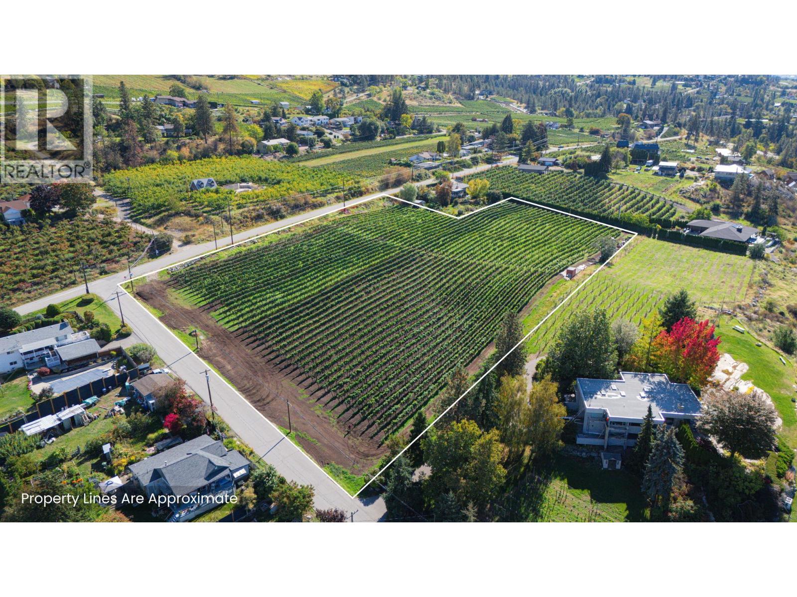 1060 King Drive, Naramata