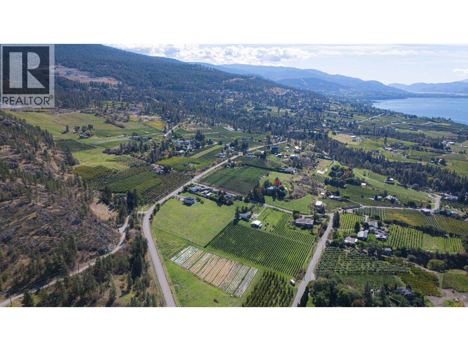 1060 King Drive, Naramata