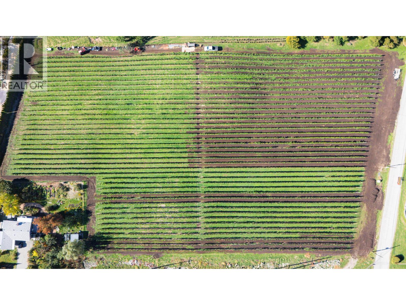 1060 King Drive, Naramata