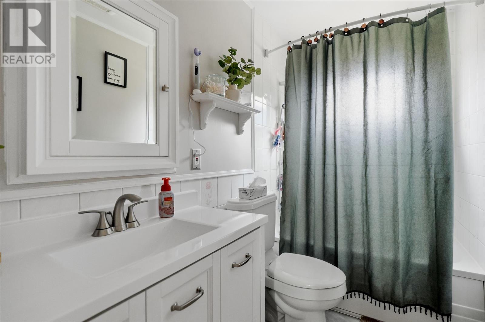 88 Chambers Ave — photo 18