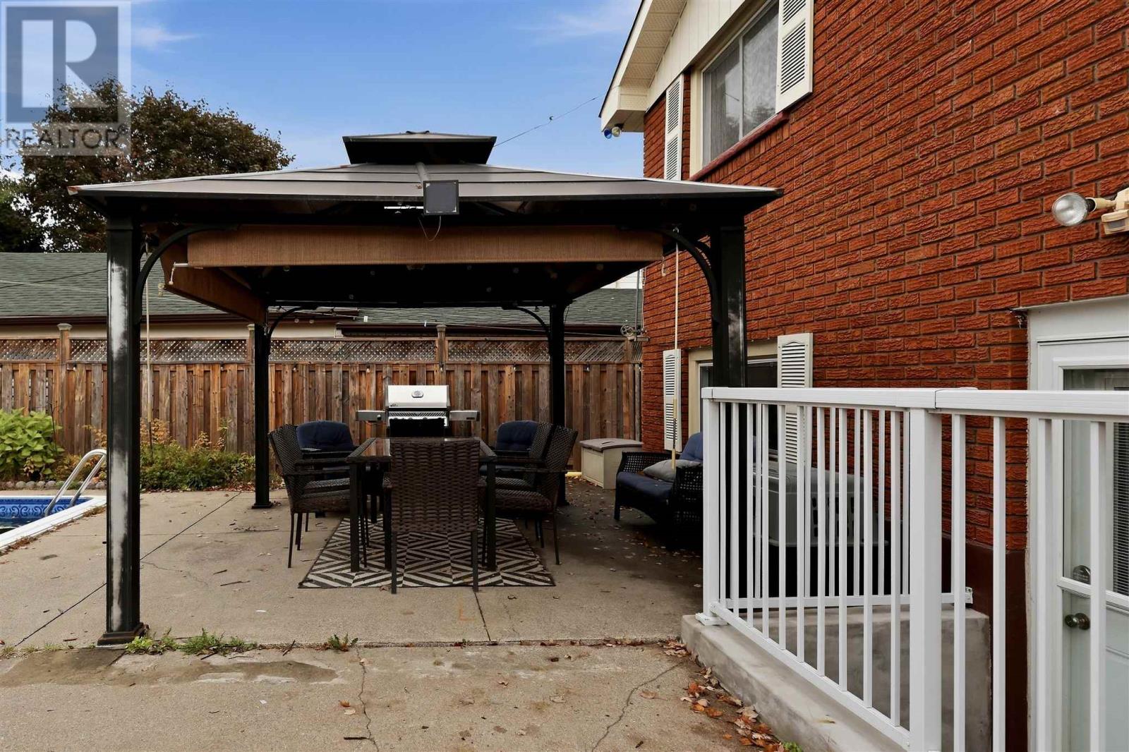 88 Chambers Ave — photo 27
