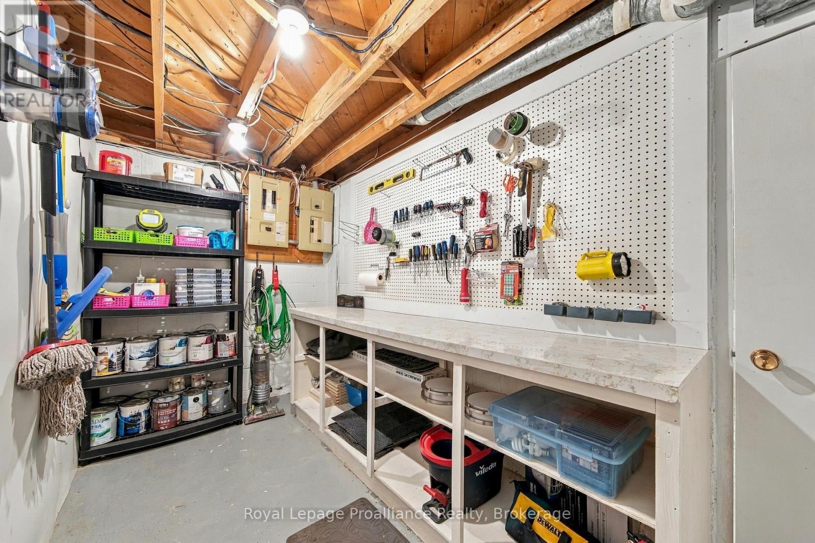 14 Munro Avenue, Belleville, ON photo 20