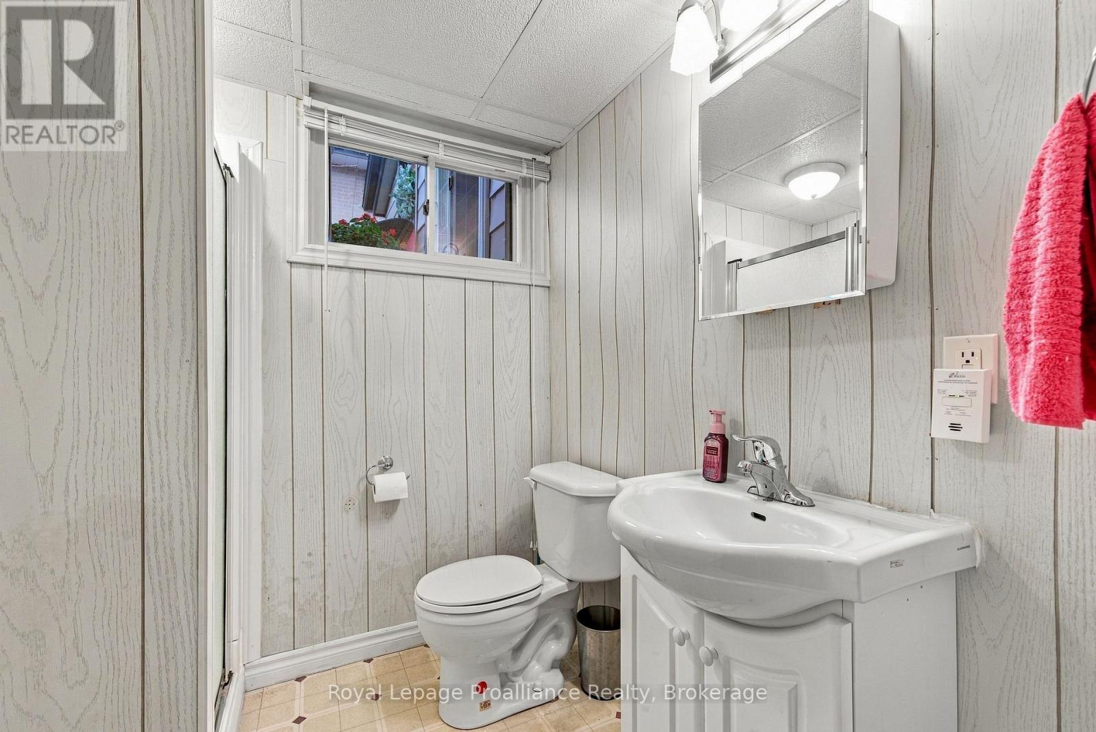 14 MUNRO AVENUE - 22