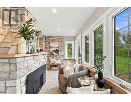 40 Caroline Street, Kawartha Lakes, ON K9V1T1 Photo 15