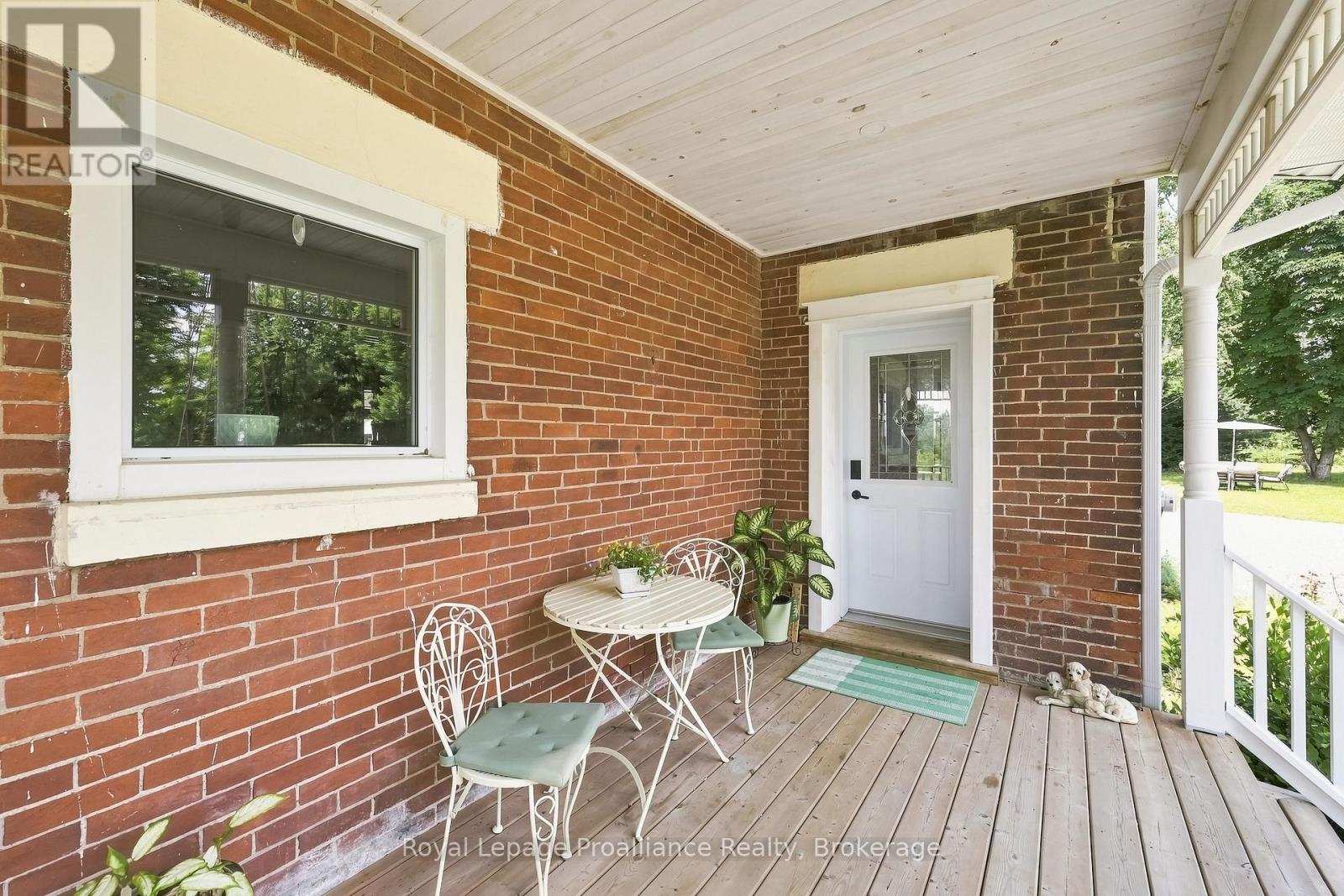 1376 Queensborough Road, Tweed), ON photo 4