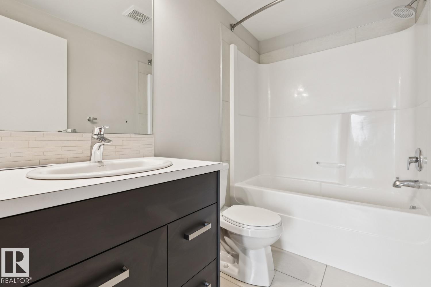 #904 – 10410 102 Avenue NW, Downtown (Edmonton) — photo 21 of 30: Property photo