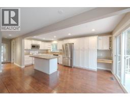 4931 Kyllo Road, 108 Mile Ranch, BC V0K2Z0 Photo 14