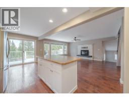 4931 Kyllo Road, 108 Mile Ranch, BC V0K2Z0 Photo 18