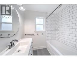 4931 Kyllo Road, 108 Mile Ranch, BC V0K2Z0 Photo 24