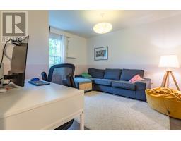 71 West Valley Road thumbnail 17