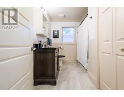 71 West Valley Road thumbnail 18