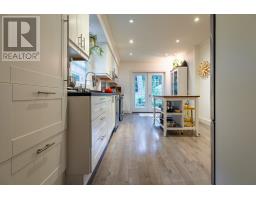 71 West Valley Road thumbnail 4