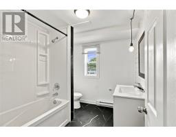 8 Charlton Street thumbnail 13