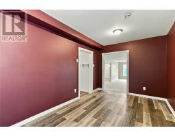 8 Charlton Street thumbnail 9