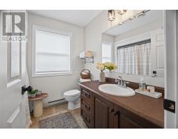 84 Gil Eannes Drive thumbnail 24