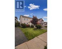 84 Gil Eannes Drive thumbnail 42
