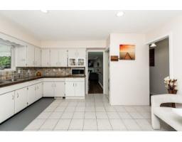 10232 142a Street, Surrey, BC V3T4Z7 Photo 13