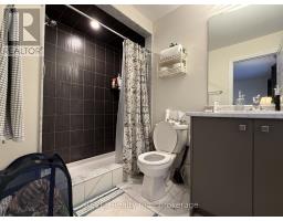 35 Vanilla Trail, Thorold, ON L2V0K6 Photo 10