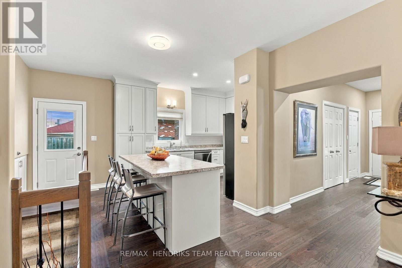 13 TIMBER LANE - 12