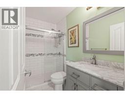 1621 Strathcona Drive Sw, Calgary, AB T3H5B1 Photo 24