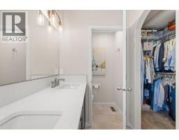 1621 Strathcona Drive Sw, Calgary, AB T3H5B1 Photo 17