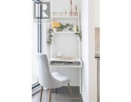 918 - 23 Glebe Road W, Toronto, ON M5P0A1 Photo 8
