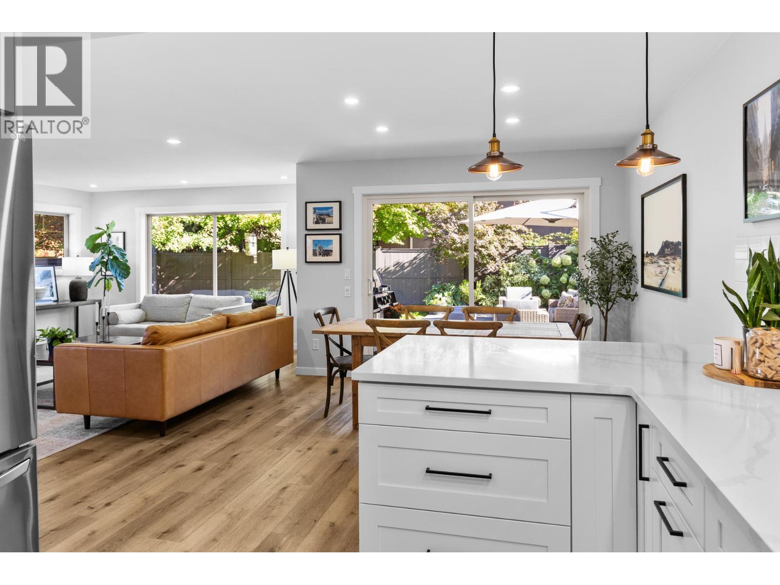  905 Paret Crescent, Kelowna
