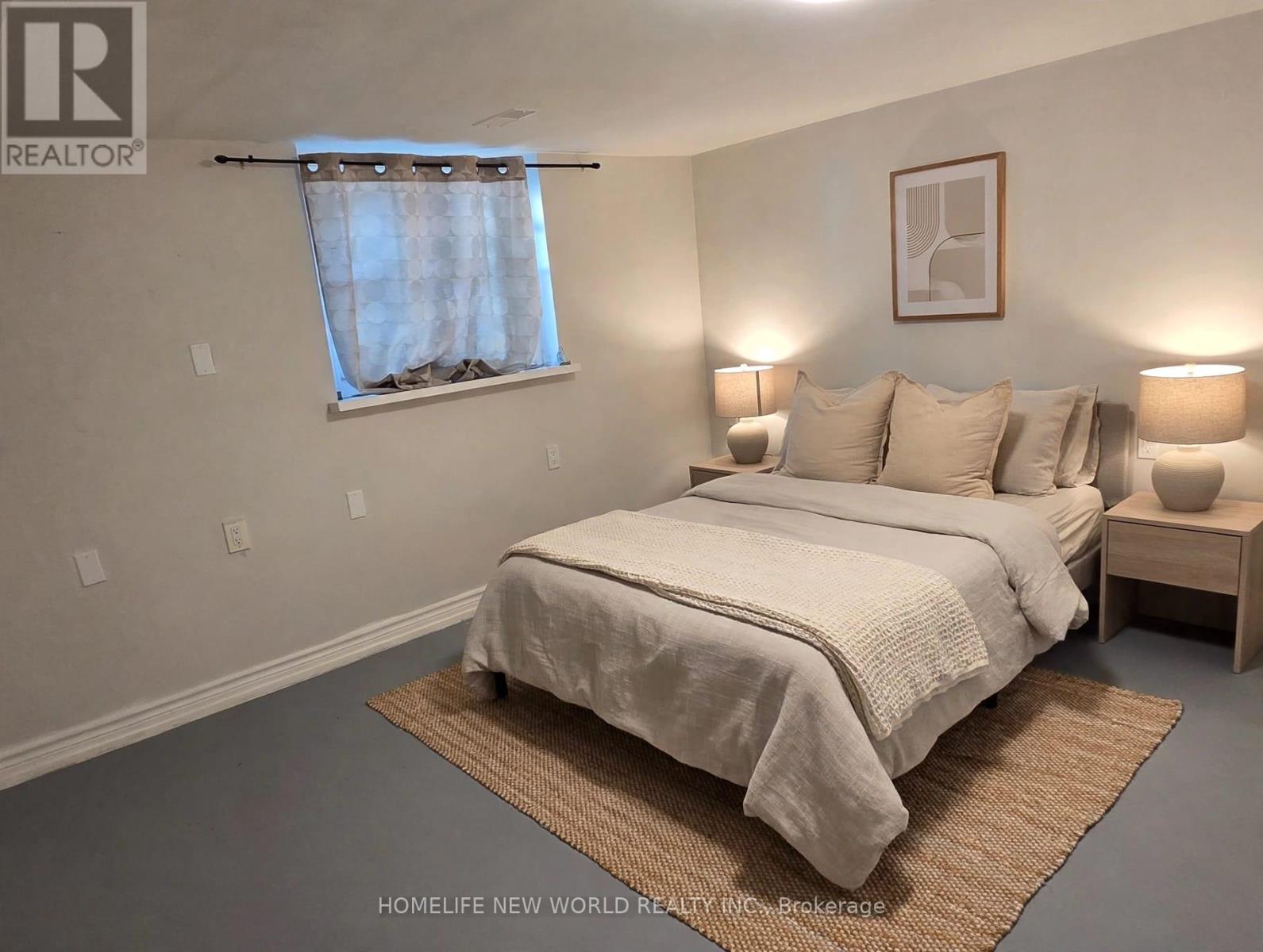 544 Mary Street East, Whitby, ON photo 11
