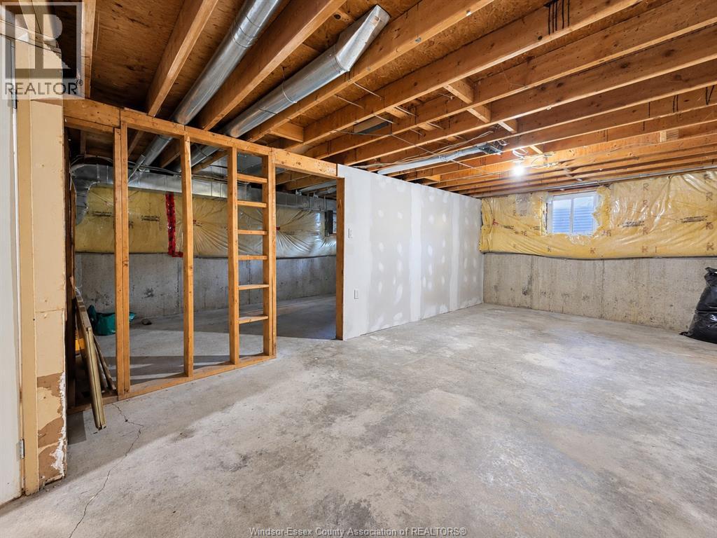 8370 GREGORY - Image 22