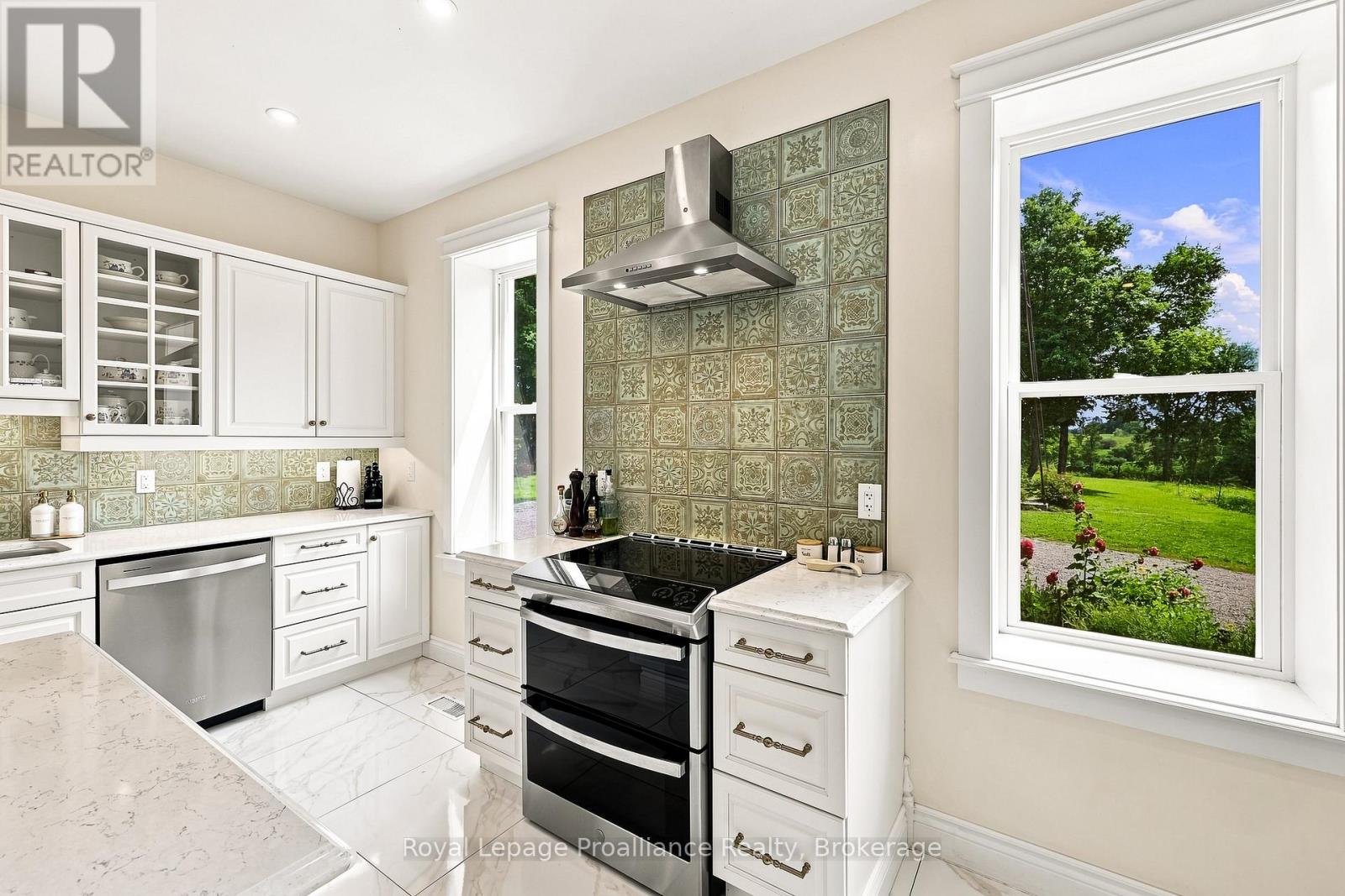 1376 Queensborough Road, Tweed), ON photo 14