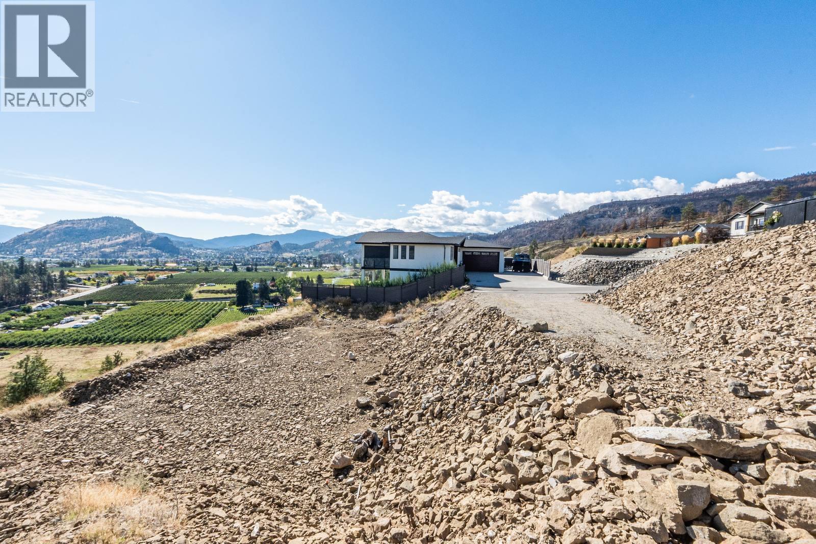 17523 Sanborn Street, Summerland