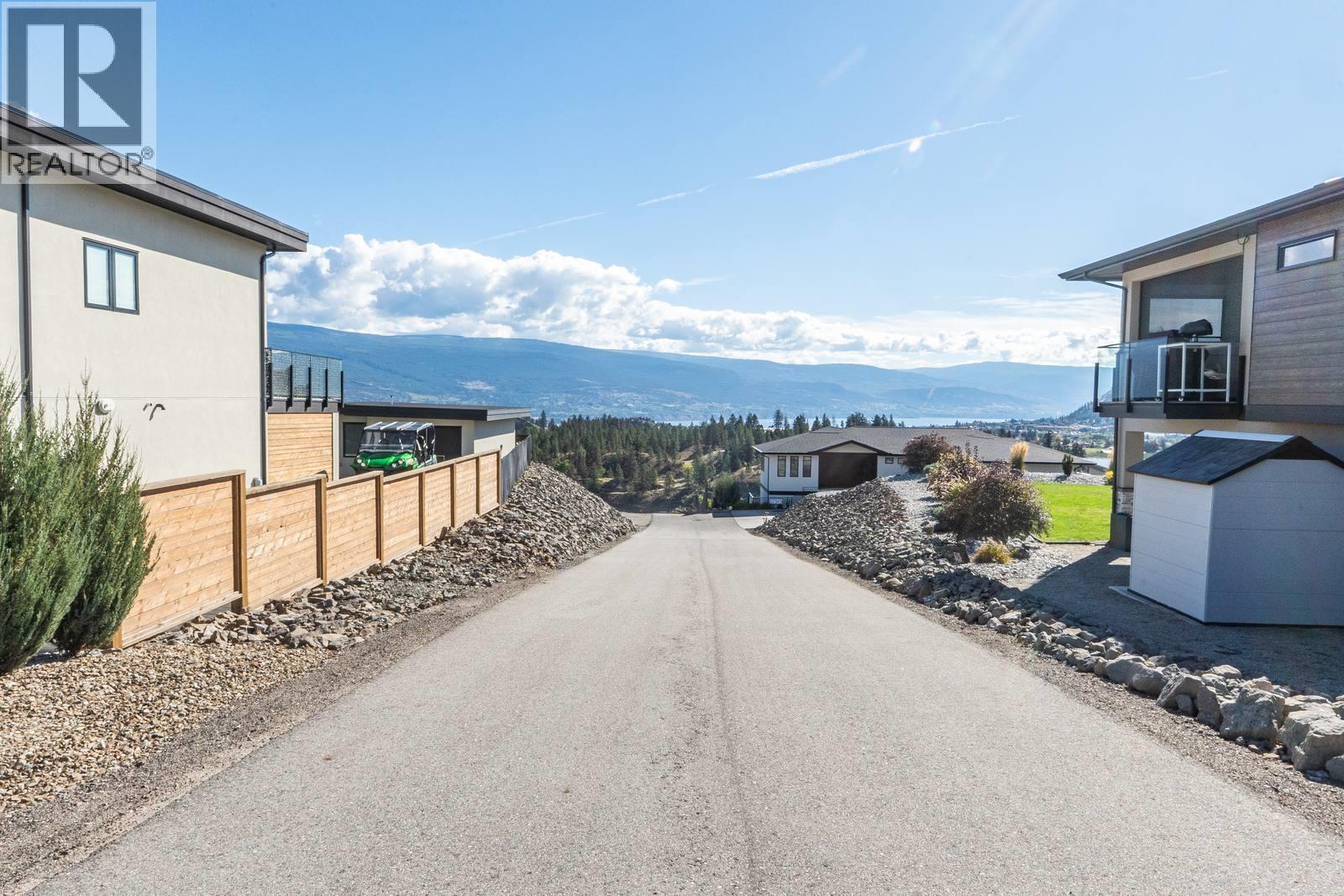 17523 Sanborn Street, Summerland