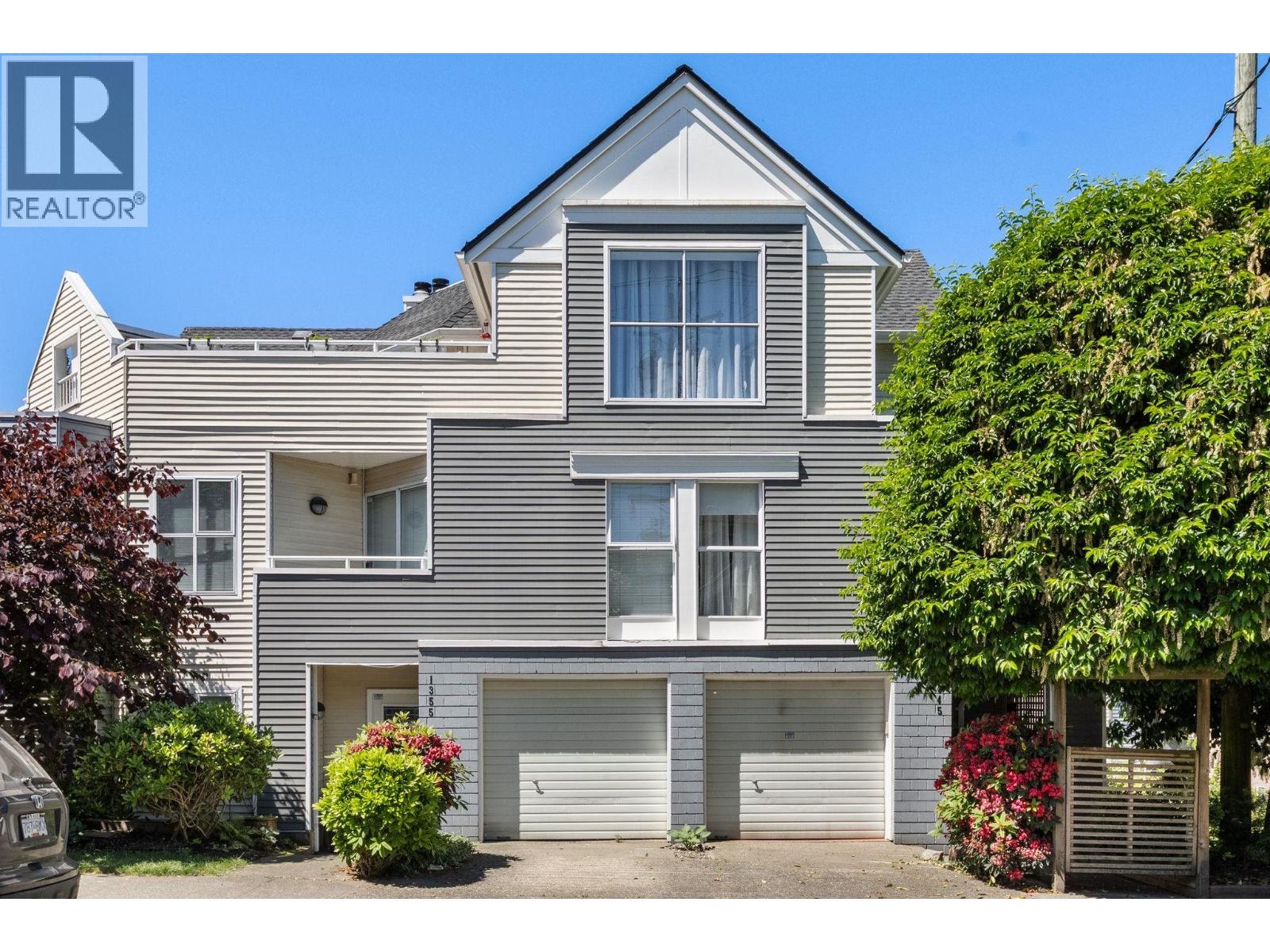 1345 WOODLAND DRIVE, Vancouver