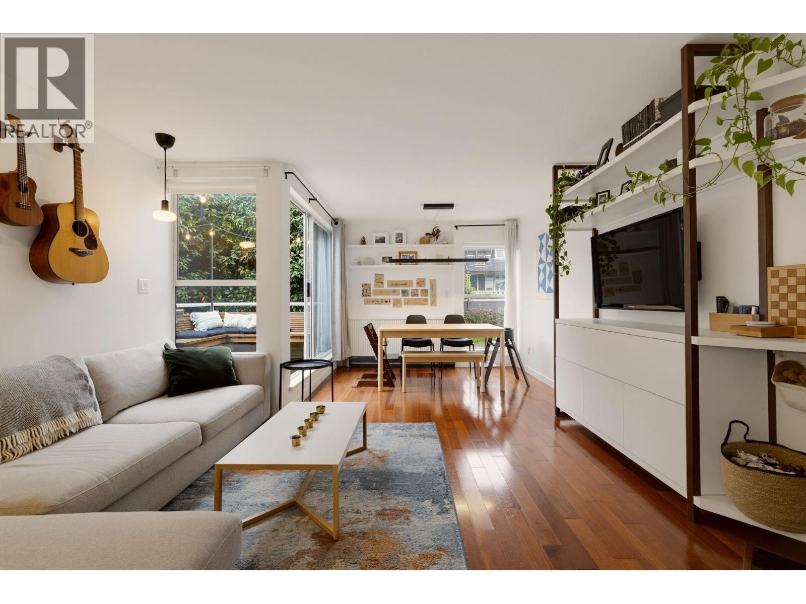 1345 WOODLAND DRIVE, Vancouver