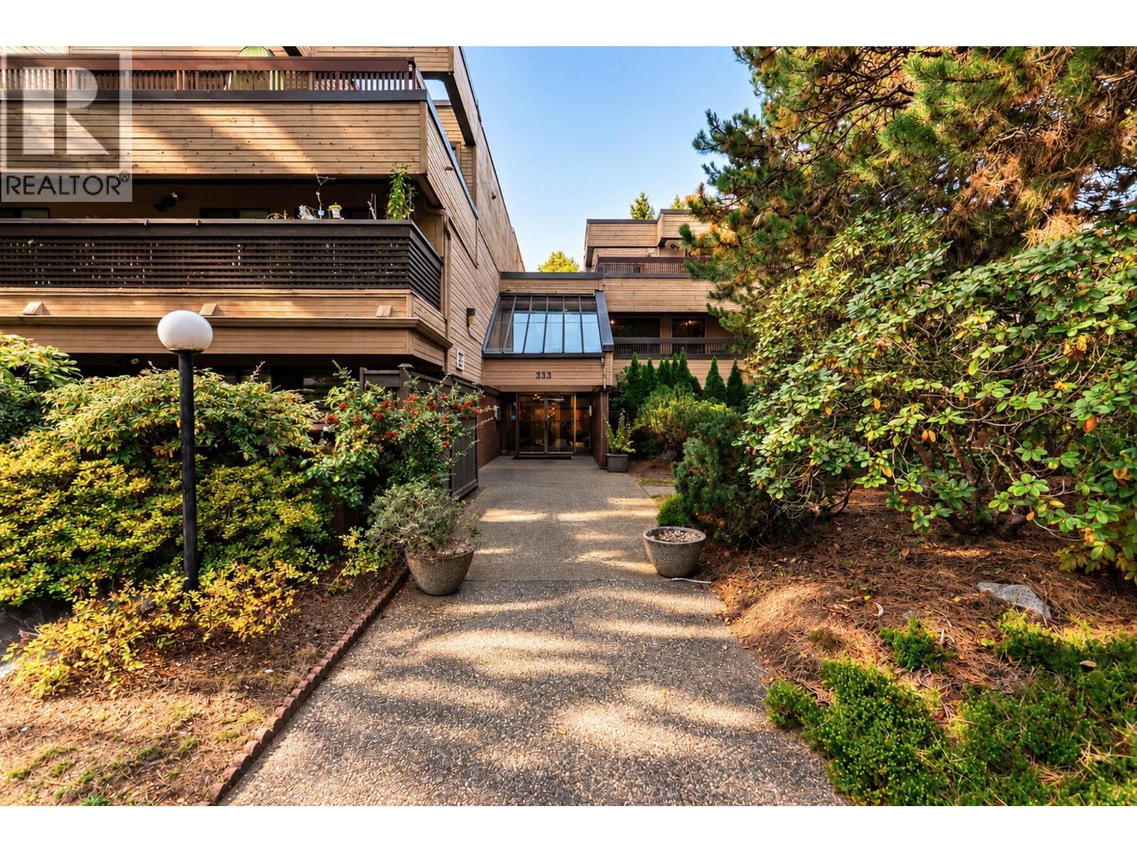 106 333 WETHERSFIELD DRIVE, Vancouver