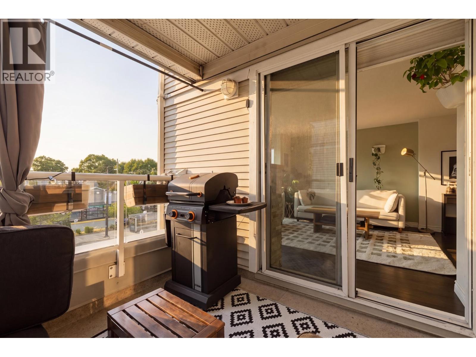 312 3480 MAIN STREET, Vancouver