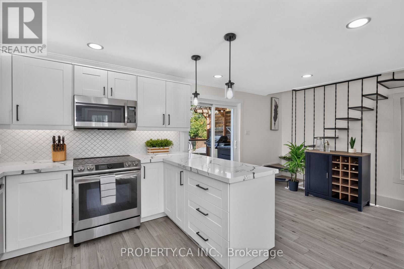 646 Victoria Street, Midland photo 16