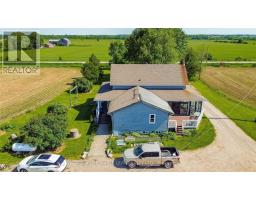 Bedroom 3 - 6830 3/4 Side Road, Clearview, ON L0M1G0 Photo 6