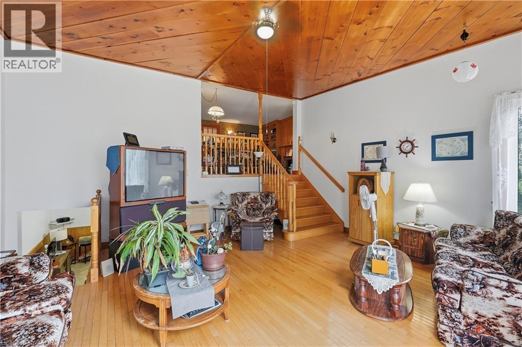 338 ALBANY Street - Image 12