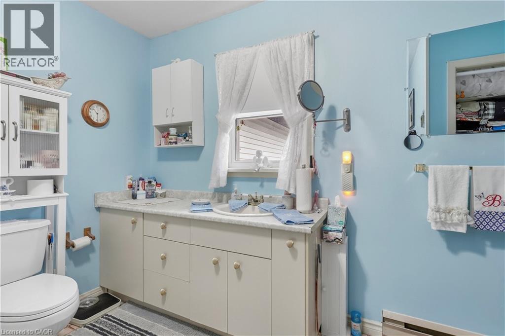 338 ALBANY Street - 15